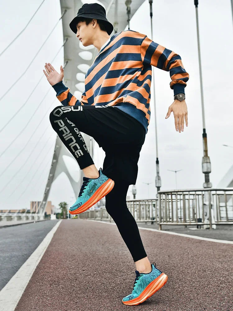 Unisex Lightweight Running Shoes – Breathable, Winter-Ready Sneakers for Gym & Outdoor Wear