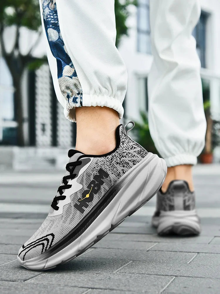 Unisex Lightweight Running Shoes – Breathable, Winter-Ready Sneakers for Gym & Outdoor Wear