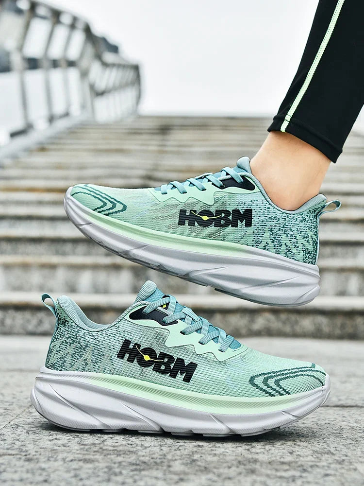 Unisex Lightweight Running Shoes – Breathable, Winter-Ready Sneakers for Gym & Outdoor Wear